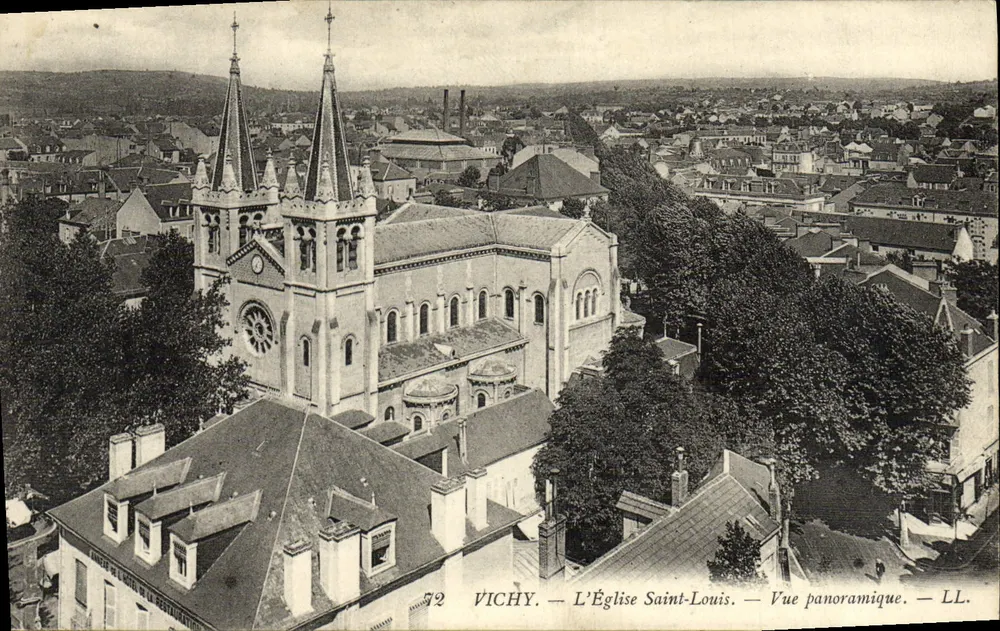 Vichy — Kirche Saint-Louis — Panoramablick — LL. - Vorderseite