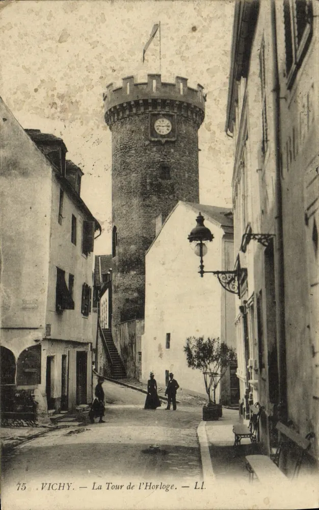 Vichy — A Torre da Hora — LL. n°75 - Frente