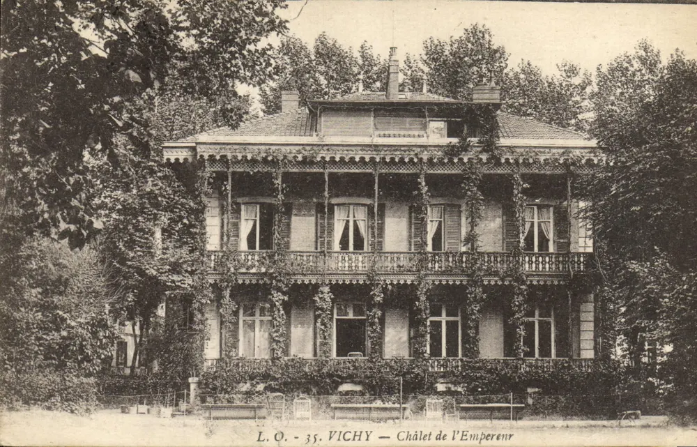विची — आईम्पेरेटर के छोटा घर — L.O. - 35 - आगे
