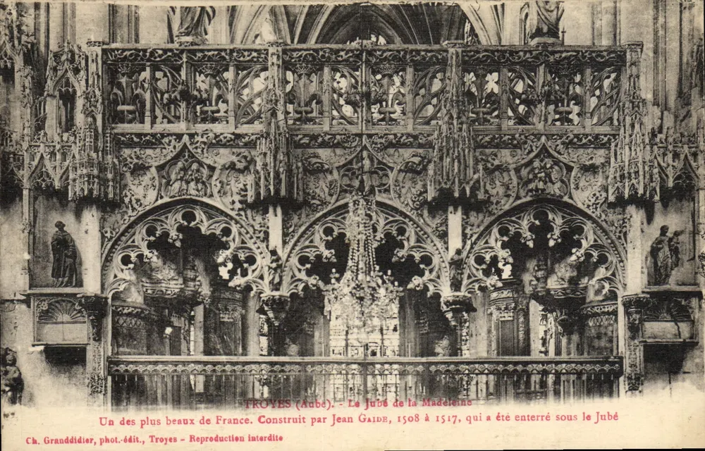 Troyes (Aube) - O jubé da Madeleine - Construído por Jean Gaide 1508-1517 - Frente