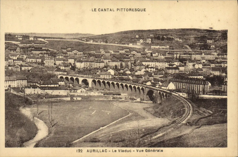 Aurillac - Le Vladuc - Allgemeiner Blick — Das pittoreske Cantal — Matroux Editions - Vorderseite
