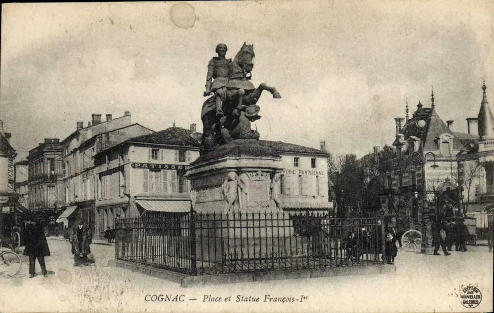 Cognac — Plaza y Estatua de Francisco I — Editor: Cognac Nouvelles Galeries - Anverso