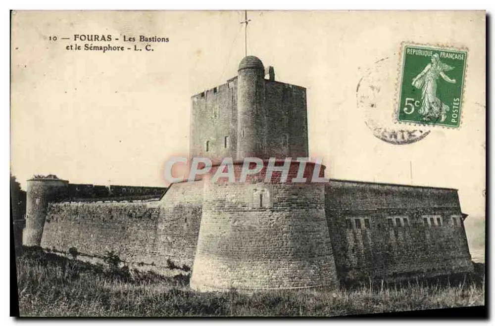 Fouras — Les Bastions et le Sémaphore — L. C. — n°10 - Frente