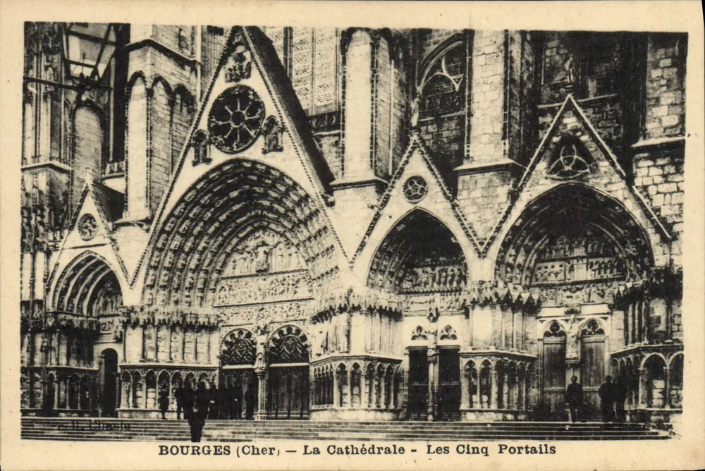 Bourges (Cher) — A Catedral — Os Cinco Portais — Editor: Edições Léon Léon - Frente