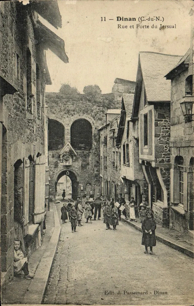 Dinan (C.-du-N.) — Rue und Porte du Jersual — Edit. J. Passemand - Vorderseite