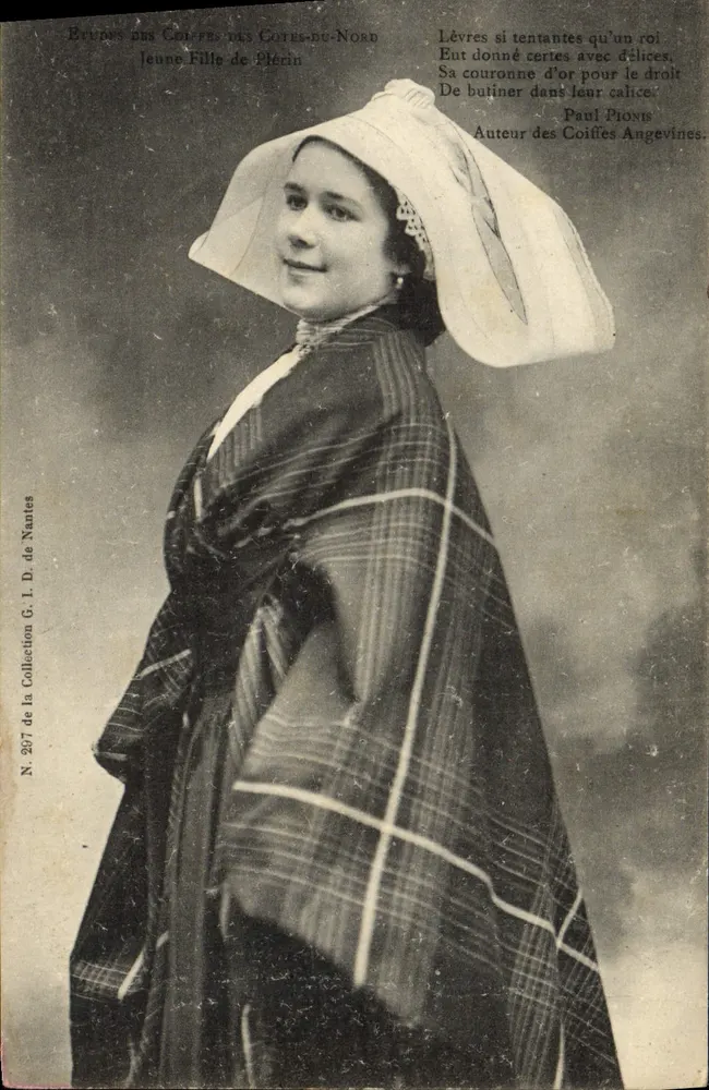 Jovem Mulher de Plerin — Coiffes das Côtes-du-Nord — Paul Pionis, Autor das Coiffes Angevines — N° 297 da Coleção G. I. D. de Nantes - Frente