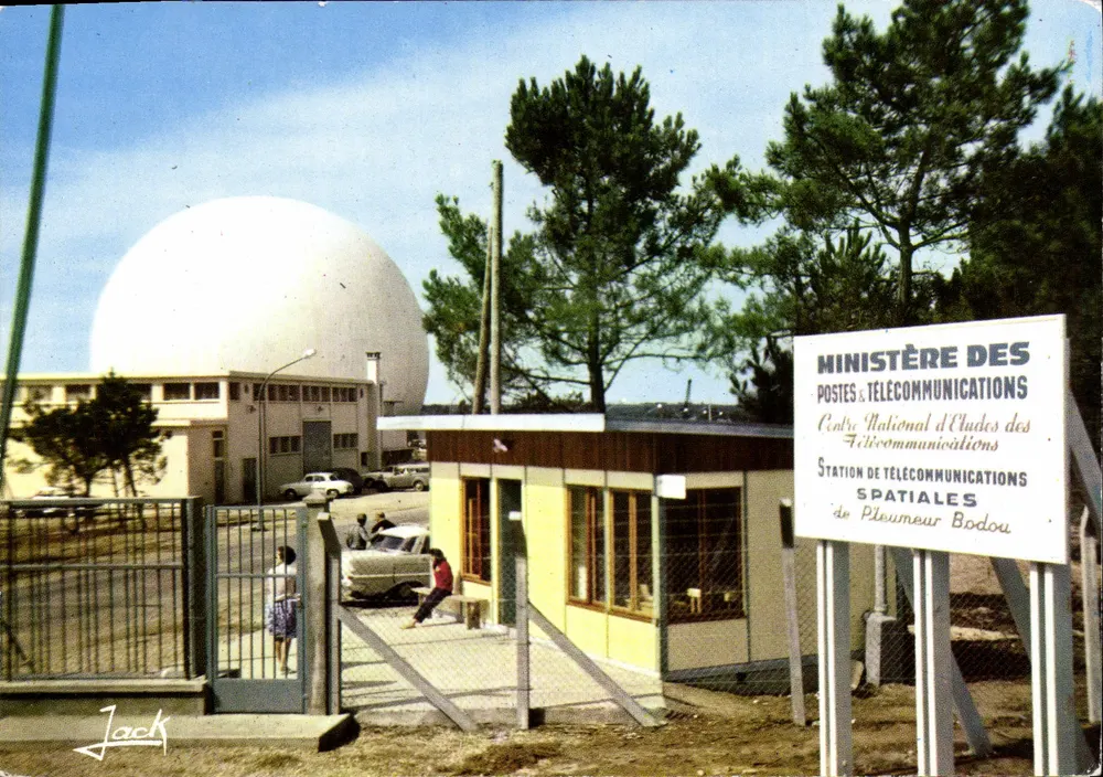 Station spatiale de télécommunications — Pleumeur-Bodou — Édition Jack - Recto