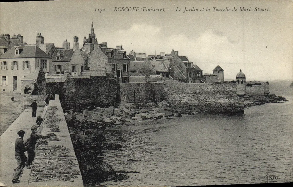 Roscoff (Finistère) — Ansicht des Gartens und der Turm von Marie-Stuart — JAB - Vorderseite