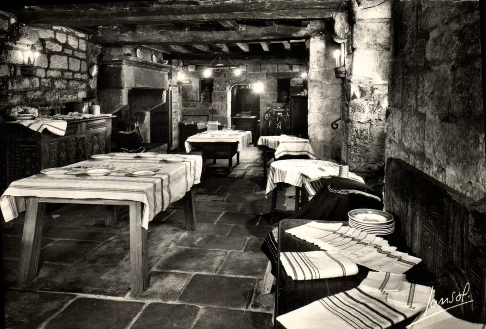 Locronan (Finistère) — Das Ausstellungslokal der alten Compagnie des Indes — Jansol - Vorderseite