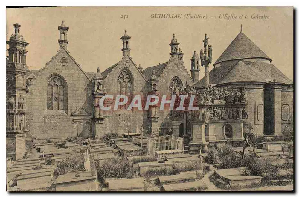 Guimiliau (Finistère) — Die Kirche und der Calvarienberg - Vorderseite