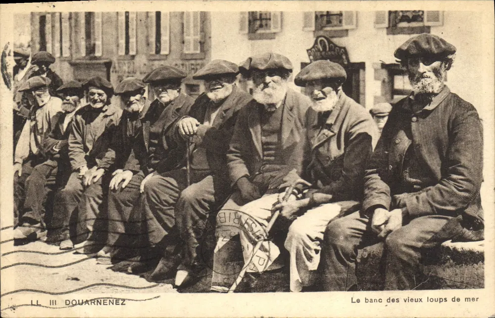 Douarnenez — Der Bank der alten Seefahrer — LL III DOUARNENEZ - Vorderseite