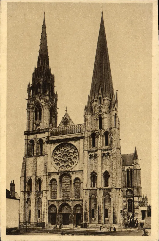 Catedral de Nossa Senhora de Rouen — vista da fachada — editor: Les Éditions du Vieux Paris, n° 138 - Frente