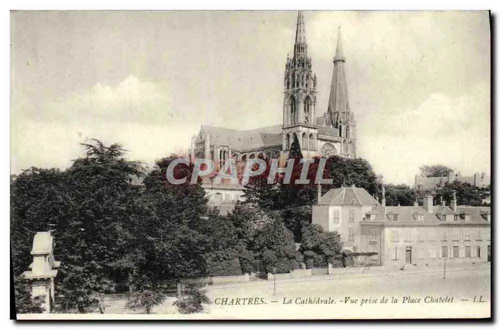 Chartres — Die Kathedrale — Ansicht vom Place Chatelet — I.L. - Vorderseite