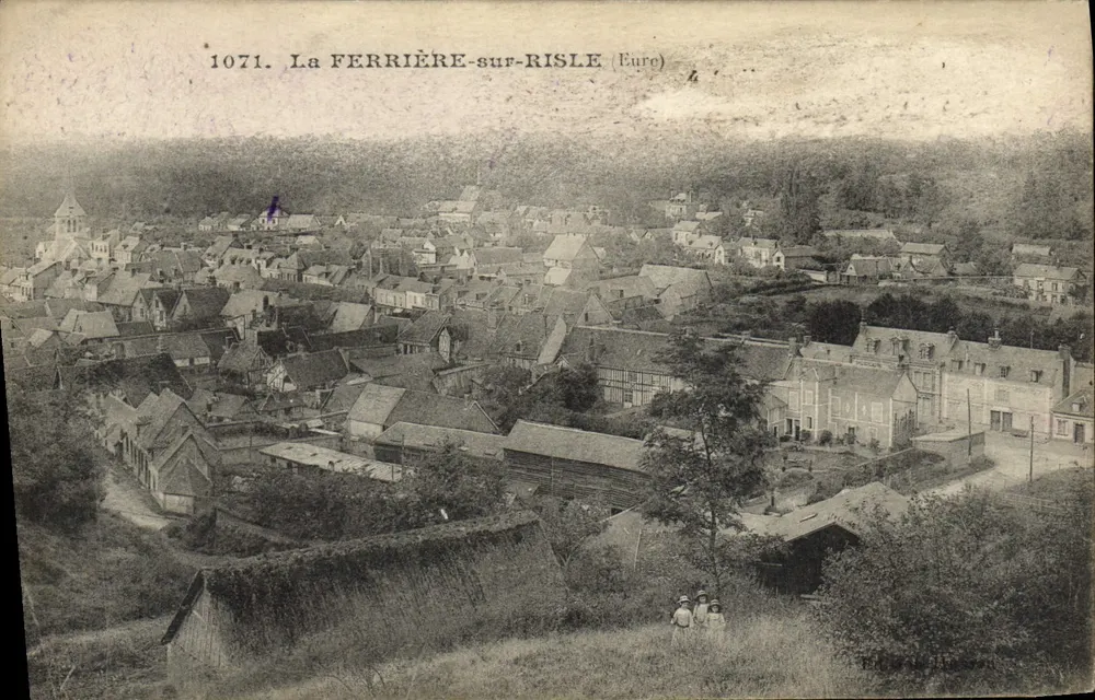La Ferrière-sur-Risle (Eure) — vista aérea — editor anônimo, n° 1071 - Frente