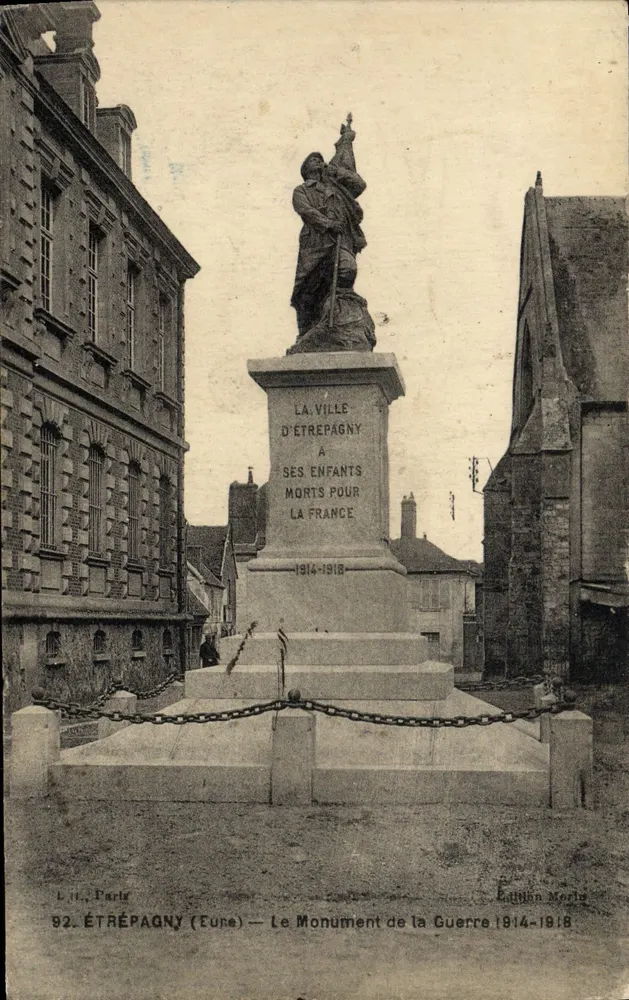 Étrépagny (Eure) — Gedenkstein für die Toten des Krieges 1914-1918 - Vorderseite