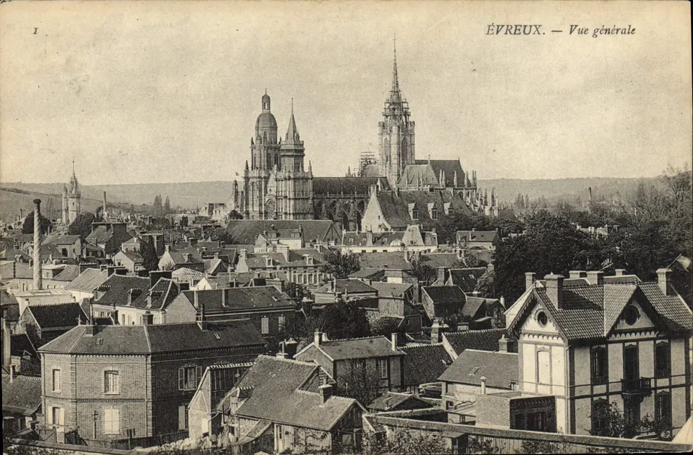Évreux — Vista geral - Frente