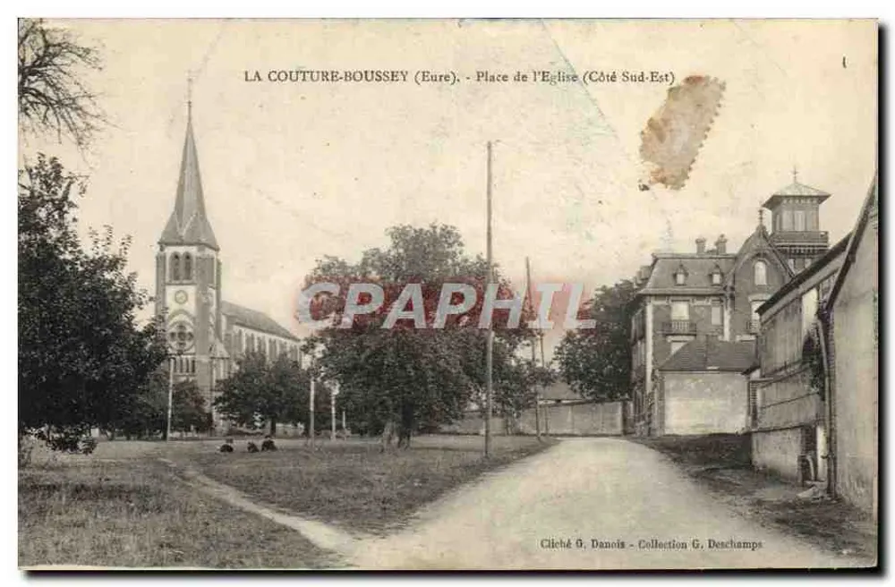 La Couture-Boussey (Eure) — Place de l'Église (Côté Sud-Est) — Cliché G. Danois - Collection G. Beschamps - Vorderseite