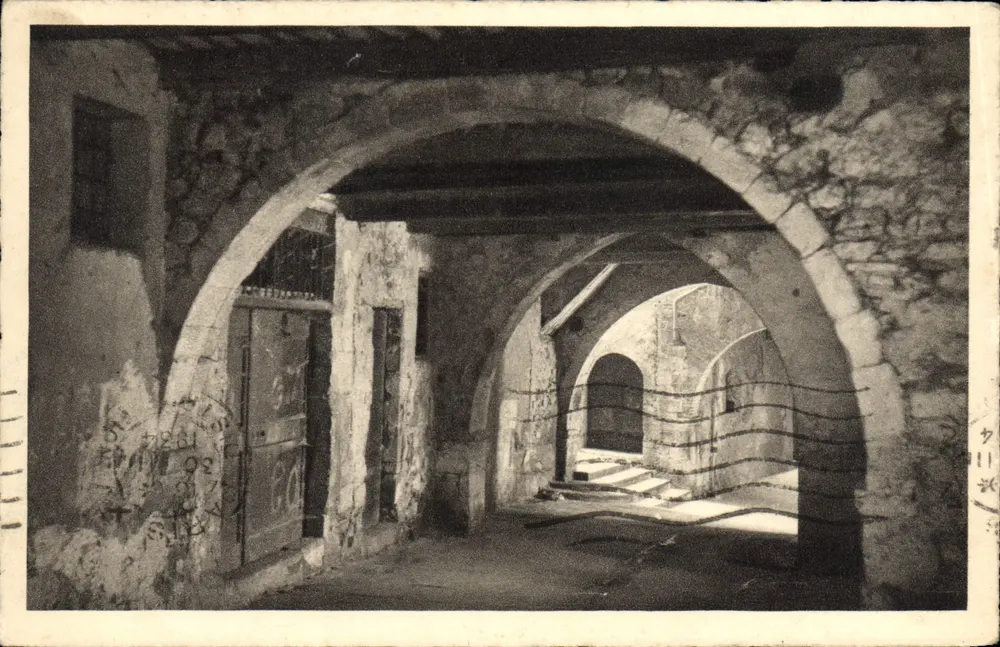 Villefranche-sur-Mer — rue des Voûtes — Sammlung 'La Côte d'Azur', Imp. Braun & Cie, Nice - Vorderseite