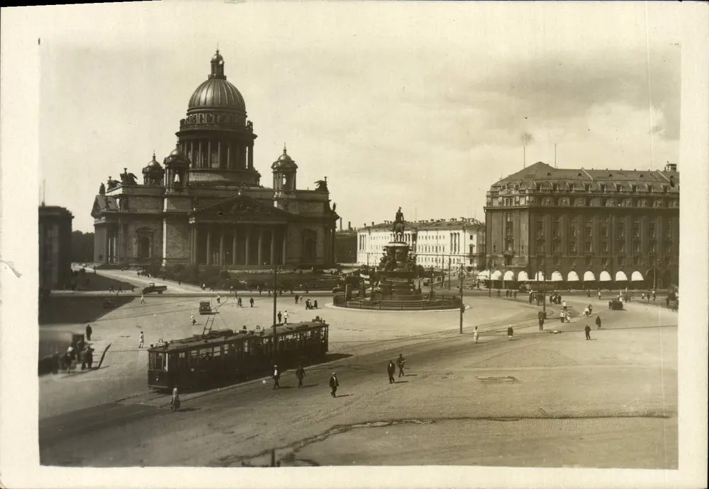 Place Vorovskogo — Catedral de São Isaac — Editor « Союзфото », número de série não visível - Frente