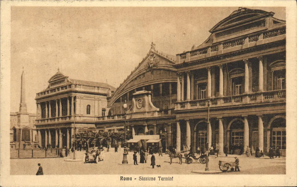 Roma - Stazione Termini — widok budynku z samochodami i pieszymi — wydanie E.G.D.V. - Awers