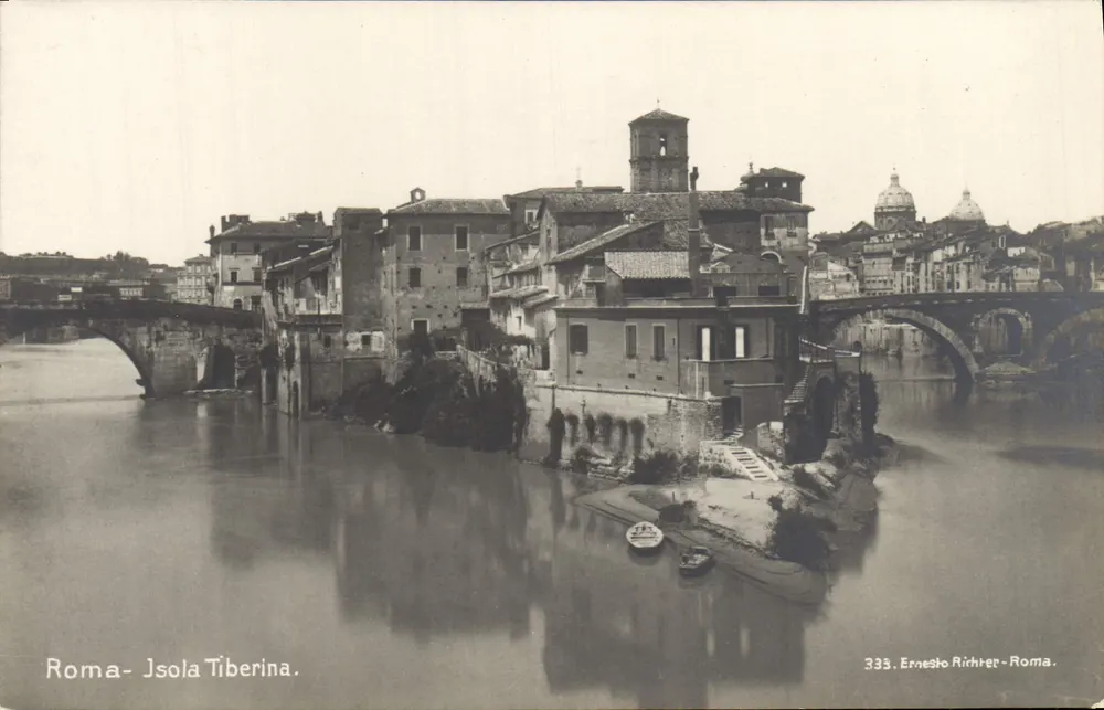 Roma - Ilha Tiberina — vista do ponte e dos edifícios — Editor Emesio Richter, n° 333 - Frente