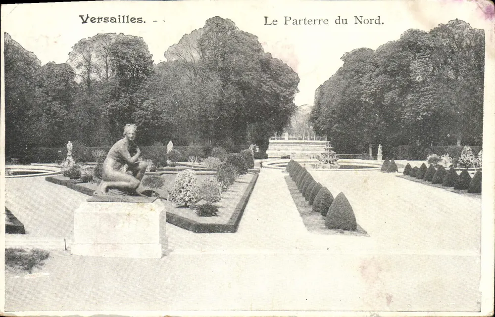 Versailles. — Le Parterre du Nord. — Éditeur : 'Versailles.' - Frente