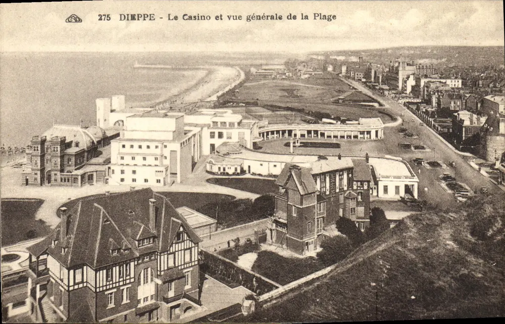 DIEPPE - Das Casino und allgemeiner Blick auf den Strand — 275 — Association des Arts Photomécaniques, Stresbourg - Vorderseite