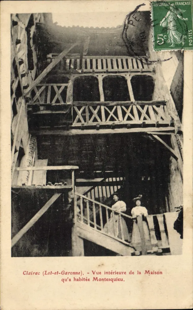 Clairac (Lot-et-Garonne) — Innenansicht des Hauses, in dem Montesquieu gewohnt hat — Verleger nicht sichtbar - Vorderseite