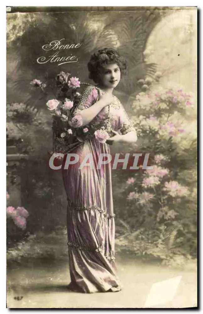 Frau in einem violetten Kleid — Frohe Neujahr — Weihnachtskarte 1913 - Vorderseite
