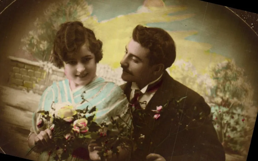 Couple en extérieur — scène romantique — éditeur Portraits de l'Art - Recto