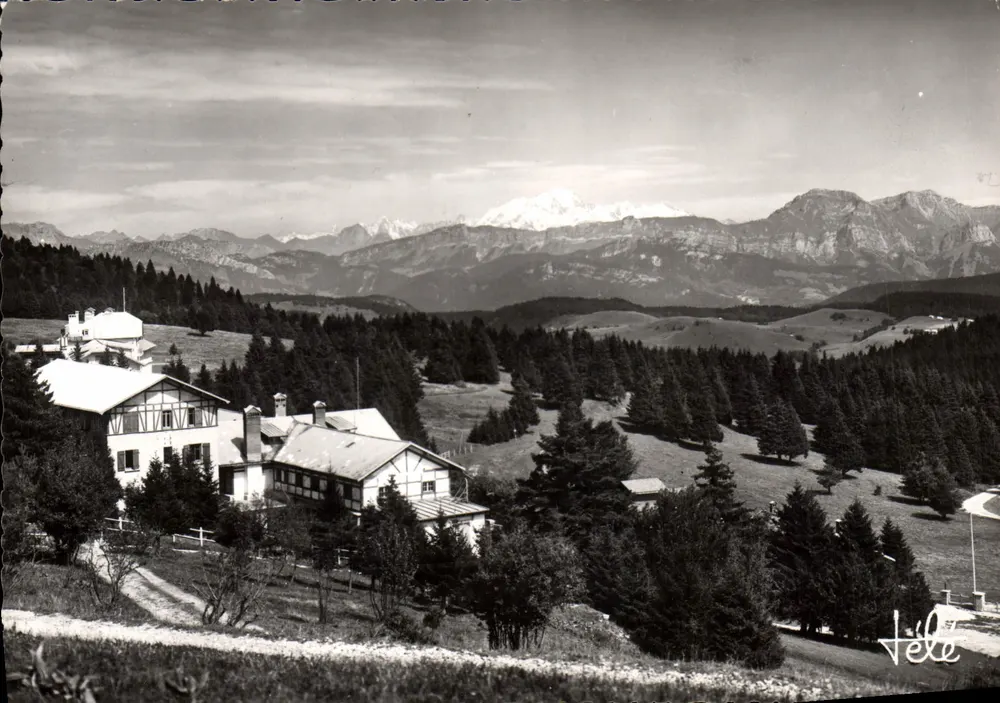 Plateau du REVARD (1550 m.) — Die Hotels - Alpenkette und Mont-Blanc — Éditions TÉLÉ - Vorderseite
