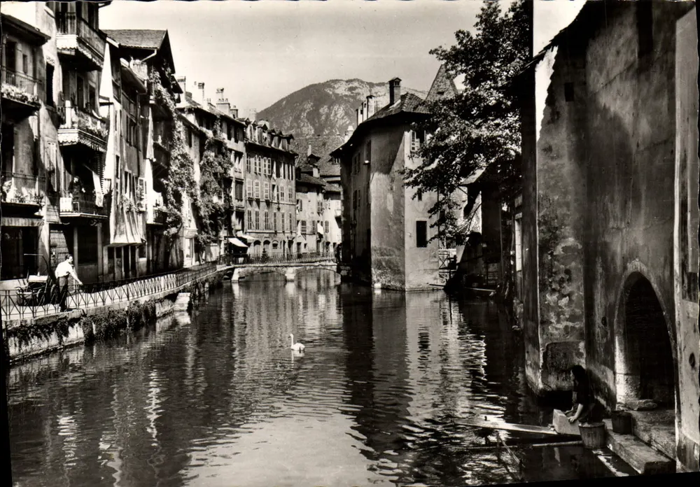Annecy — Les vieux quartiers et le canal du Thiou — Éditions G. Mouchet, Annecy, n° 431 - Recto