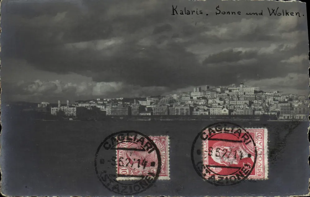 Cagliari — Uitzicht op de haven en de stad onder een bewolkte lucht — uitgever LEONAR, n° 720 - Voorkant