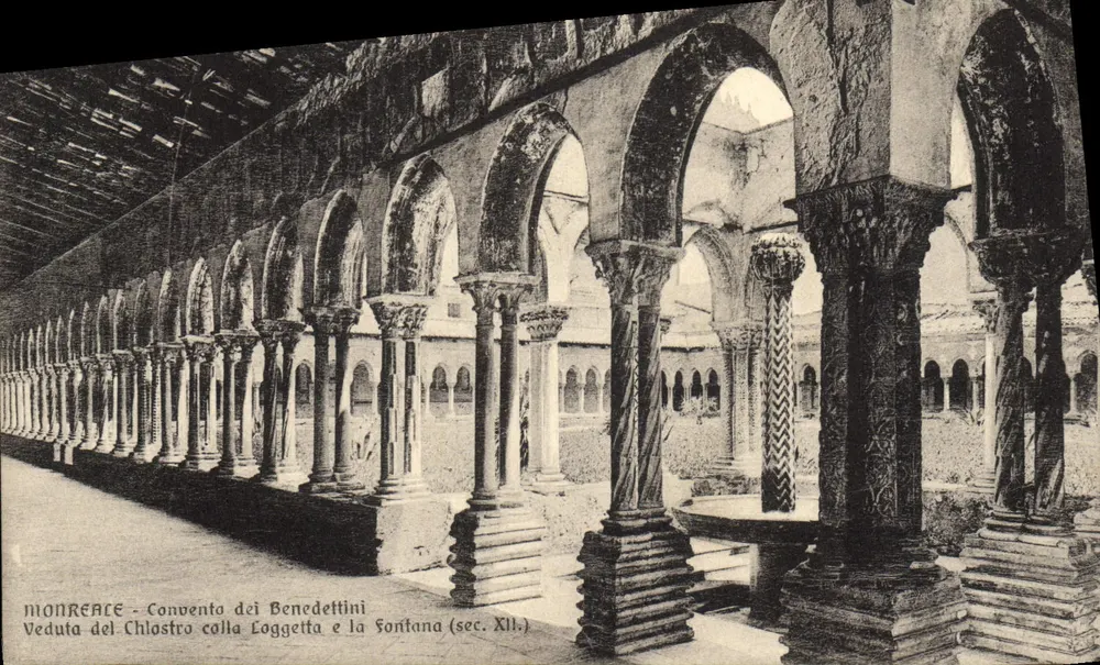 Monreale - Benediktinerkloster, Ansicht des Kreuzgangs mit der Loggia und der Fontäne (12. Jahrhundert) - Vorderseite
