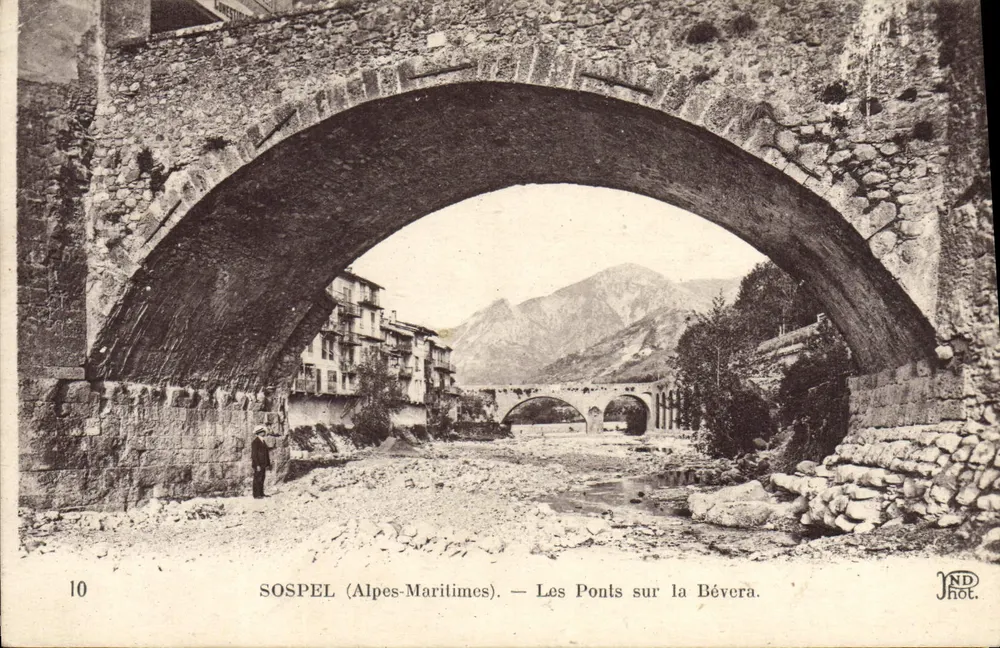 Sospel (Alpes-Maritimes) — Os Pontes sobre a Bévera — JND Fot. - Frente