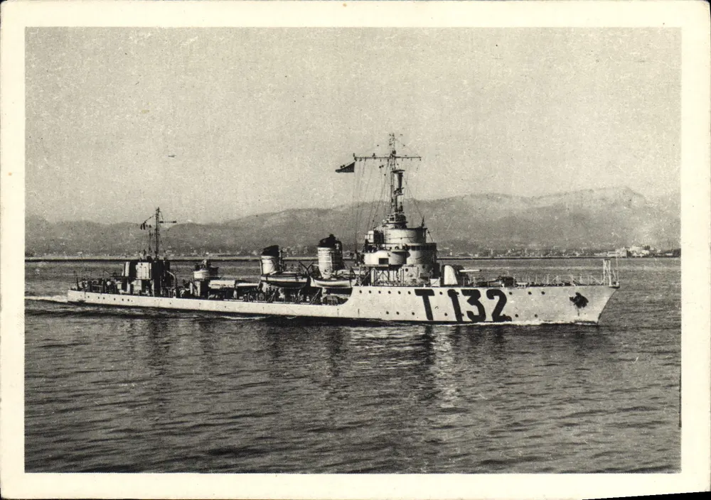 La Bayonnaise — Torpedoboot von 600 Tonnen — Salon de la Marine 1944, Paris - Vorderseite