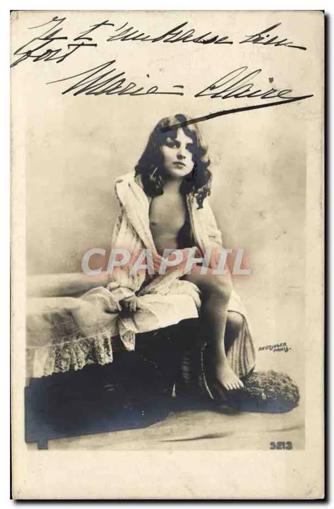 Mujer desnuda sentada — Foto de estudio — Neufmuel, n° 3213 - Anverso