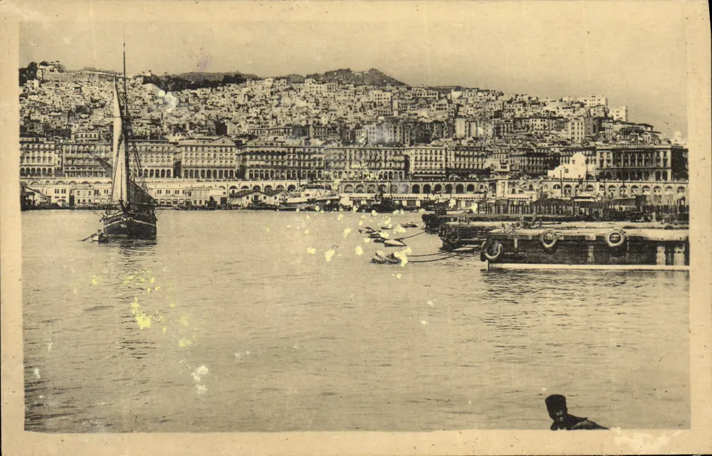 Algésiras — vue du port — éditeur : Édition spéciale du Fon Marché de Paris - Frente