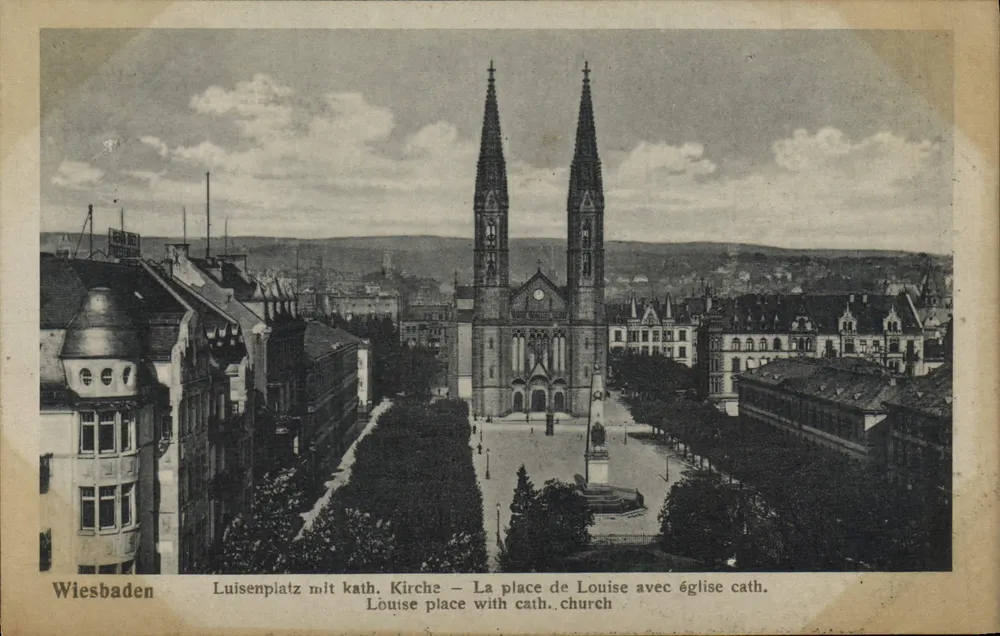 Wiesbaden — Place Louise com igreja catedral — van den Boogari's Kunst-Anstalt - Frente