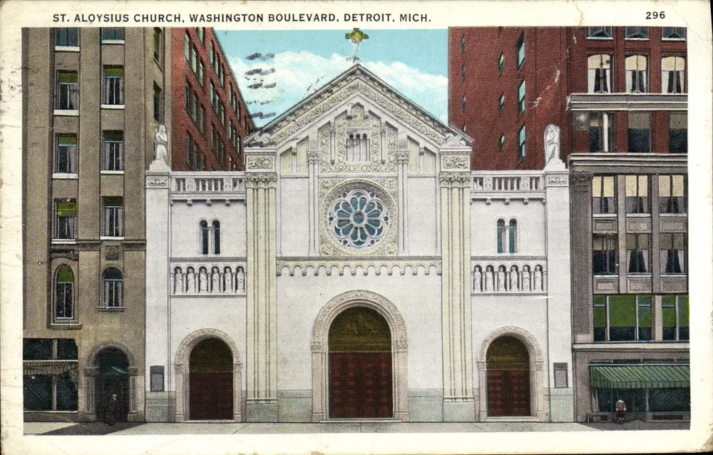 Kirche Saint-Aloysius — Fassade mit Rosette und Statuen — Verlag DETROIT NEWS CO. n°296 - Vorderseite