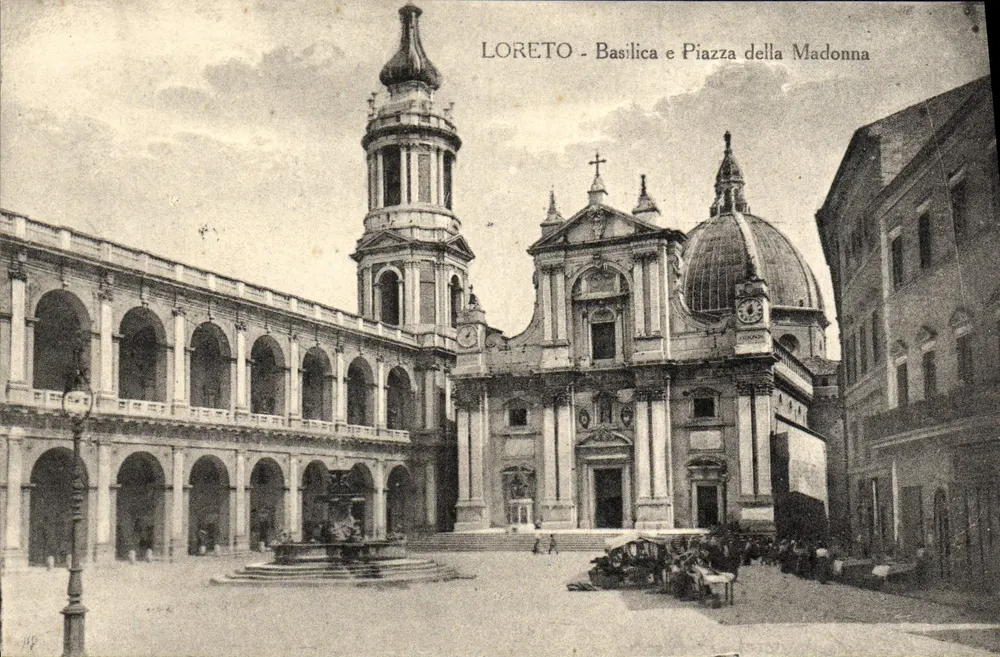 Loreto - Basílica e Piazza della Madonna — Editor F. Campanelli, n° 23234 - Frente