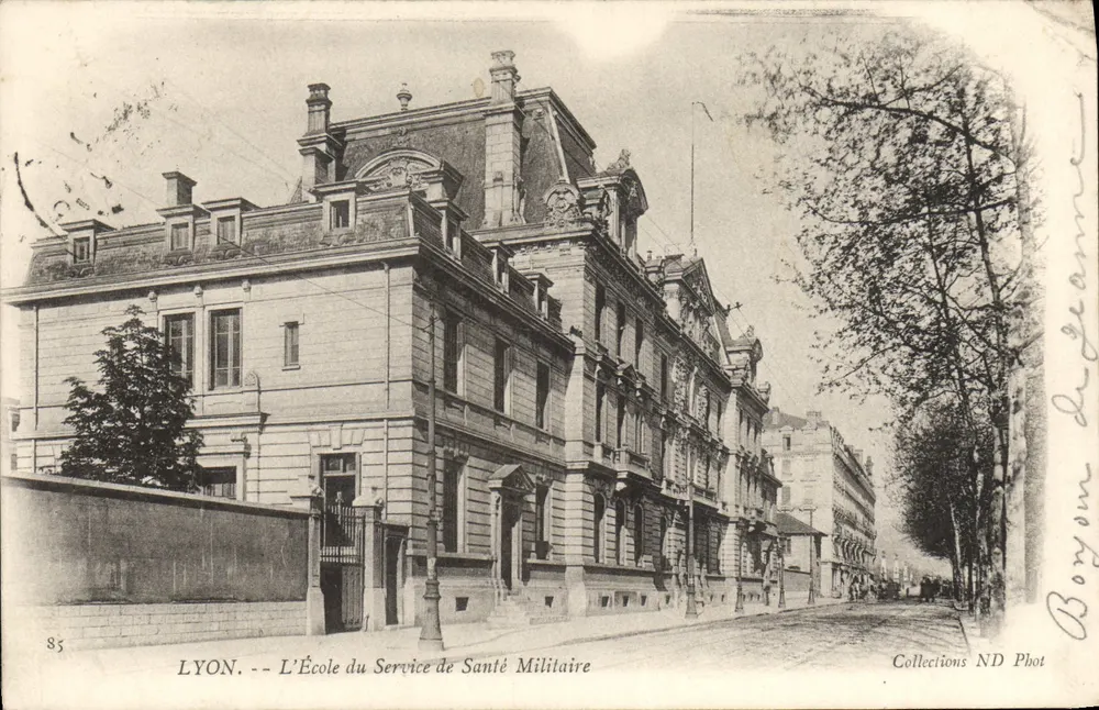 LYON. -- Die Schule des Militär-Gesundheitsdienstes -- Sammlung ND Phot - Vorderseite