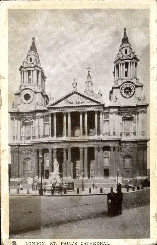 LONDRES. CATEDRAL DE SÃO PAULO — TUCK'S POST CARD, SÉRIE 8812 - Frente