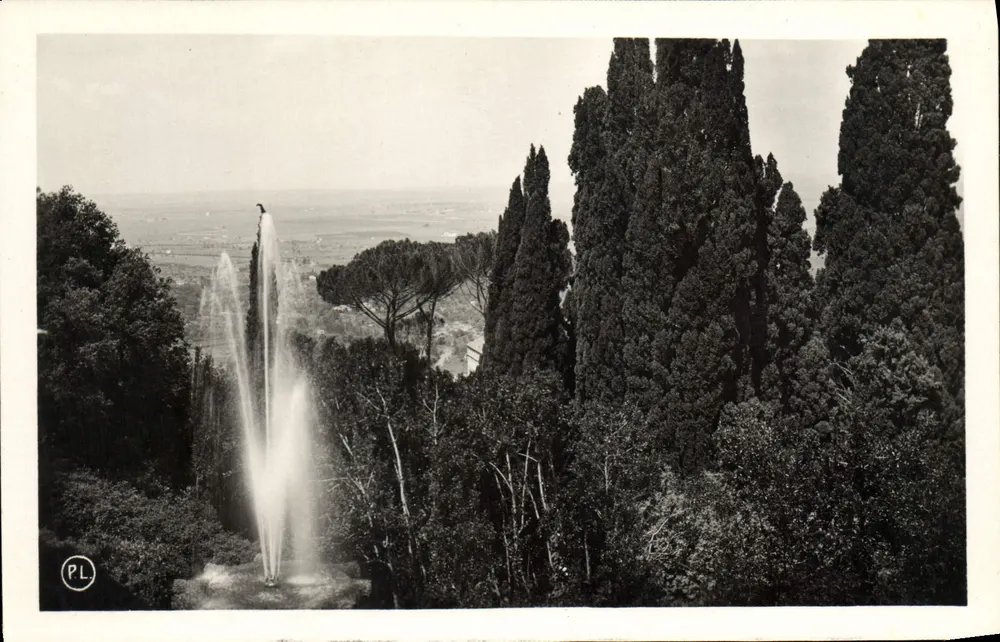 Tivoli - Villa d'Este — Fontana del Bicchierone und Zypressen — Edition Tabaccheria L. Provizi - Vorderseite