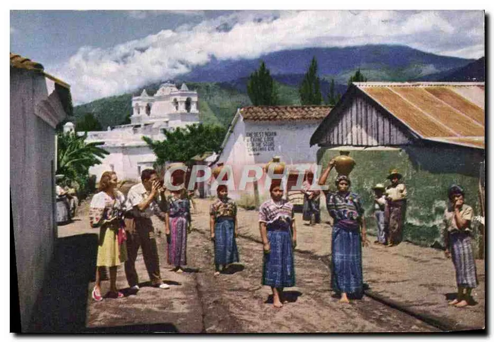 Guatemaltekische Frauen mit großen Tonkrügen — Pan American World Airways - Vorderseite