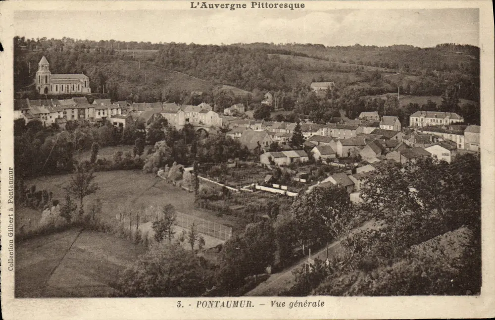 Pontaumur — Allgemeiner Blick — Gilbert-Sammlung in Pontaumur - Vorderseite