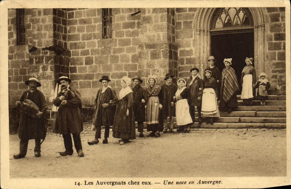 Die Auvergnats zu Hause — Eine Hochzeit in der Auvergne — Edition Daival-Battu - Vorderseite