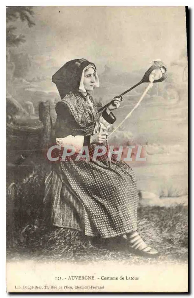 Auvergne - Costume de Latour - Lib. Bougé-Béal, 31, Rue de l'Écu, Clermont-Ferrand - Vorderseite