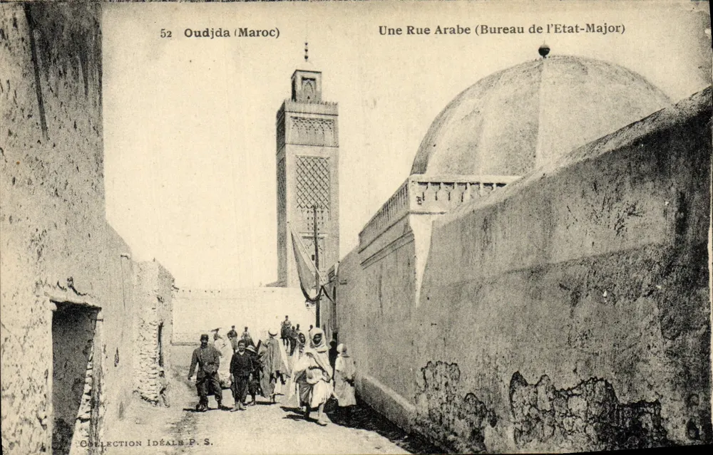 Oudjda (Marokko) — Eine arabische Straße (Stabshauptquartier) — Ideal Collection P. S. - Vorderseite