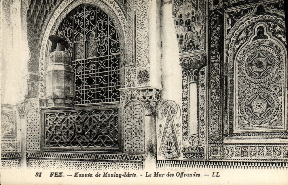 Fès — Zaouïa von Moulay-Idris — Der Mauer der Gaben — LL - Vorderseite